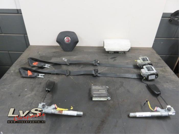 Airbag set van een Fiat Punto, Gebruikt, -, -, Ophalen of Verzenden