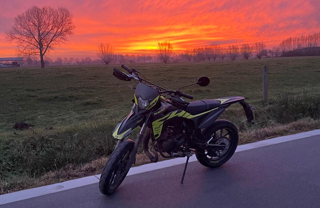 Bromfiets Sherco SMR 50cc - Silver edition - klasse B, 6 versnellingen, Gebruikt, 50 cc, Ophalen