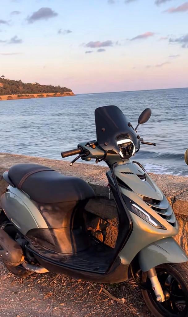 Ik zoek piaggio zip voor €1100 ‼️ A klasse ‼️, Enlèvement, Comme neuf, Zip