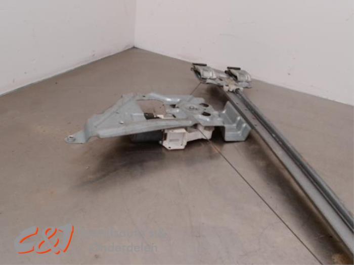 Ruitmechaniek 2Deurs links-voor van een Mercedes Sprinter, Auto-onderdelen, Ruiten en Toebehoren, Mercedes-Benz, Gebruikt, 3 maanden garantie