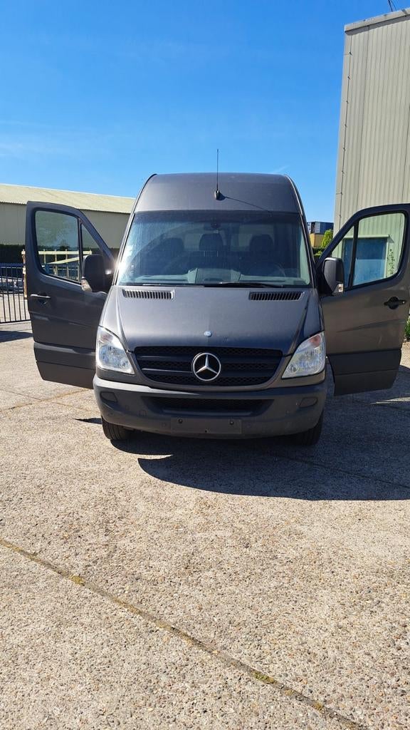 Mercedes-Benz Sprinter 319 3.0V6 190 pk 140kw L1 H2, Euro 5, Achterwielaandrijving, Zwart, Leder en Stof