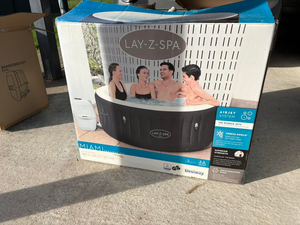 Lay-Z-Spa Miami, Tuin en Terras, Bubbelbaden en Hottubs, Gebruikt, Opblaasbaar, Filter, Ophalen