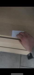 Table de chevet avec espace caché, Maison & Meubles, Armoires | Buffets, Enlèvement