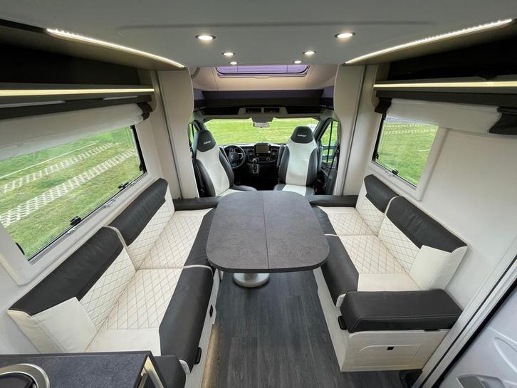 Camper Challenger 380 Graphite Premium, Caravans en Kamperen, Mobilhomes, Particulier, tot en met 6, Half-integraal, Challenger
