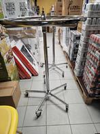 Kledins Rekken Rond draaiend verplaatsbaar, Ophalen