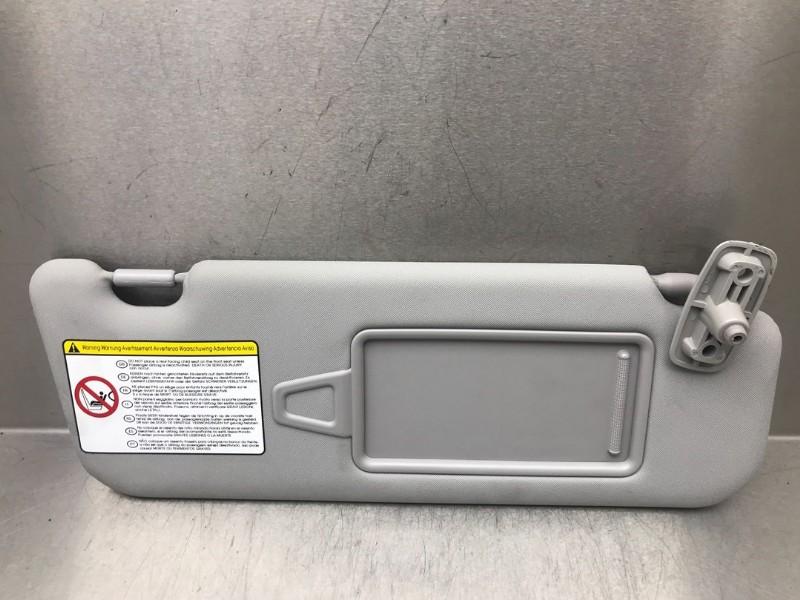 PARE-SOLEIL Kia Sportage (SL) (01-2010/02-2016), Kia, Dhr. M. Roggen, Stadsweg 37 37
9917 PV  WIRDUM GR., NL, Utilisé