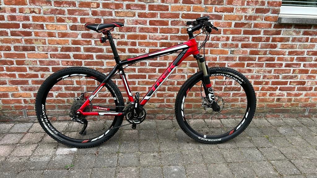 Mountainbike Trek serie 8500, Ophalen, Zo goed als nieuw