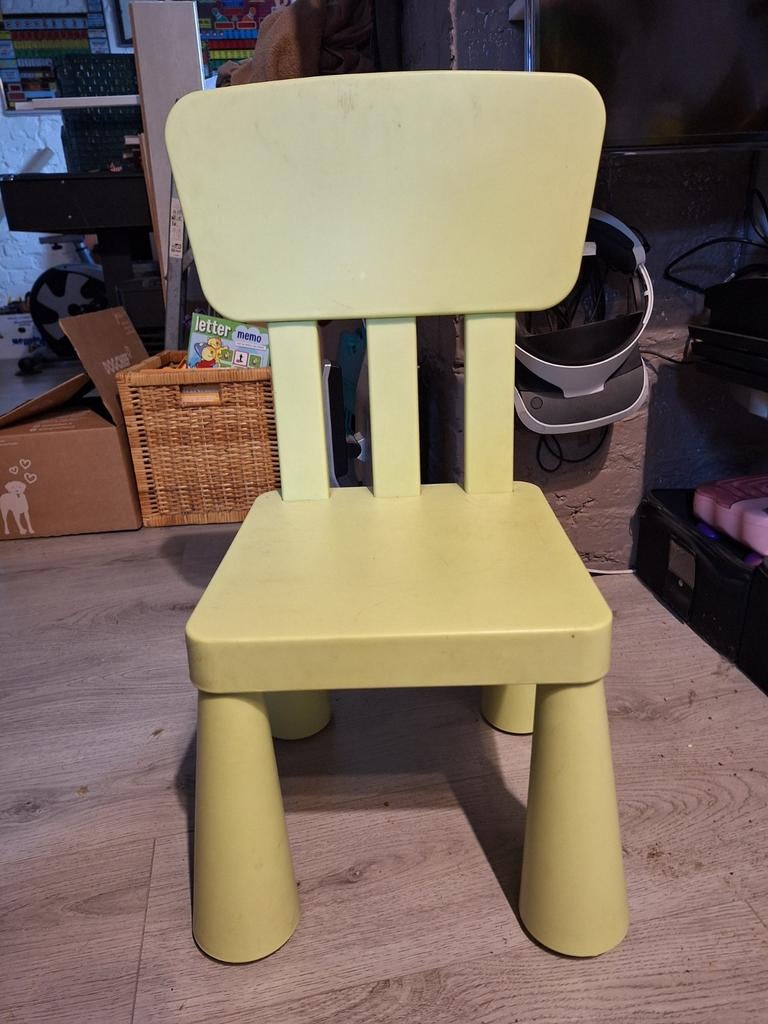 chaise pour enfant ikea mammut en PVC, Enfants & Bébés, Enlèvement