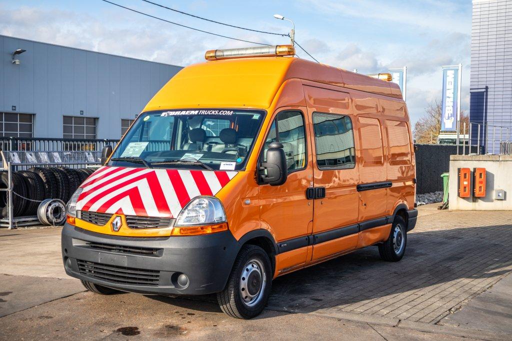 Renault Master 2.5 DCI (bj 2010), Auto's, Bestelwagens en Lichte vracht, Bedrijf, Te koop, Elektrische ramen, Trekhaak, Renault