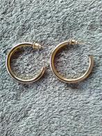 Gouden oorringen binnenkant en zilveren buitenkant, Handtassen en Accessoires, Oorbellen, Overige materialen, Gebruikt, Ophalen of Verzenden