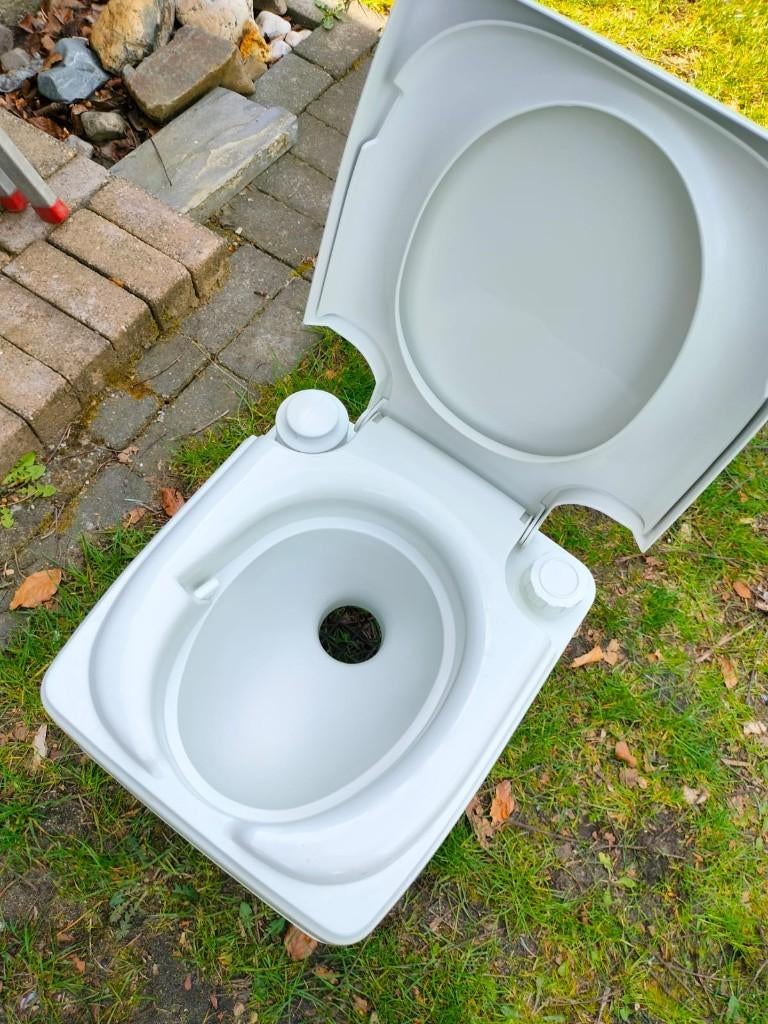 Toilet, draagbaar, voor Camping, motorhome, thuis enz..., Ophalen, Zo goed als nieuw