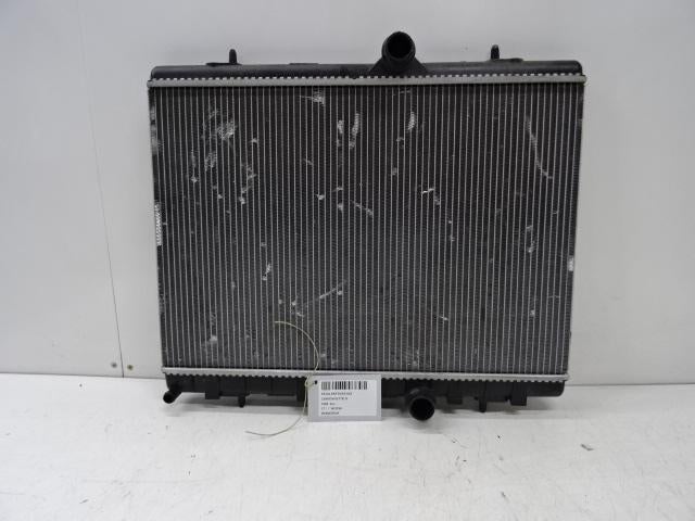 RADIATEUR Peugeot Partner (EF / EU) (01-2018/-) (9800482380), Gebruikt, Peugeot