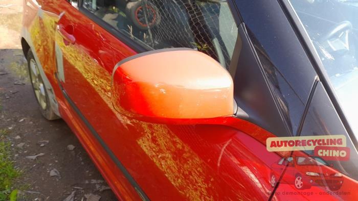 Buitenspiegel rechts van een Suzuki Swift, Gebruikt, -, -, Ophalen of Verzenden
