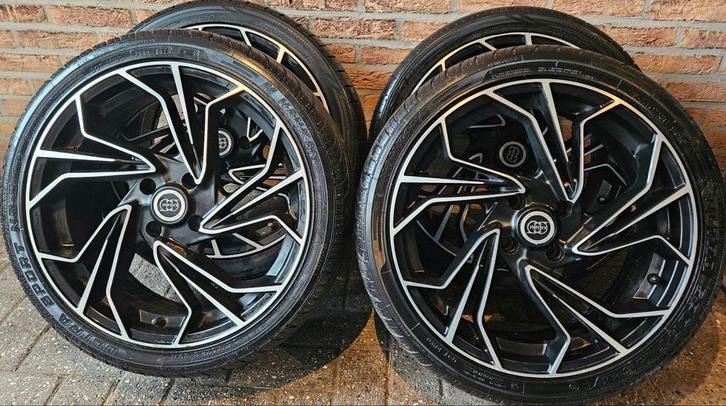 18 inch Citroën DS3 Zomerset 4x108 215-40ZR18 5-7mm, Auto-onderdelen, Overige Auto-onderdelen, Citroën, Opel, Peugeot, Ophalen
