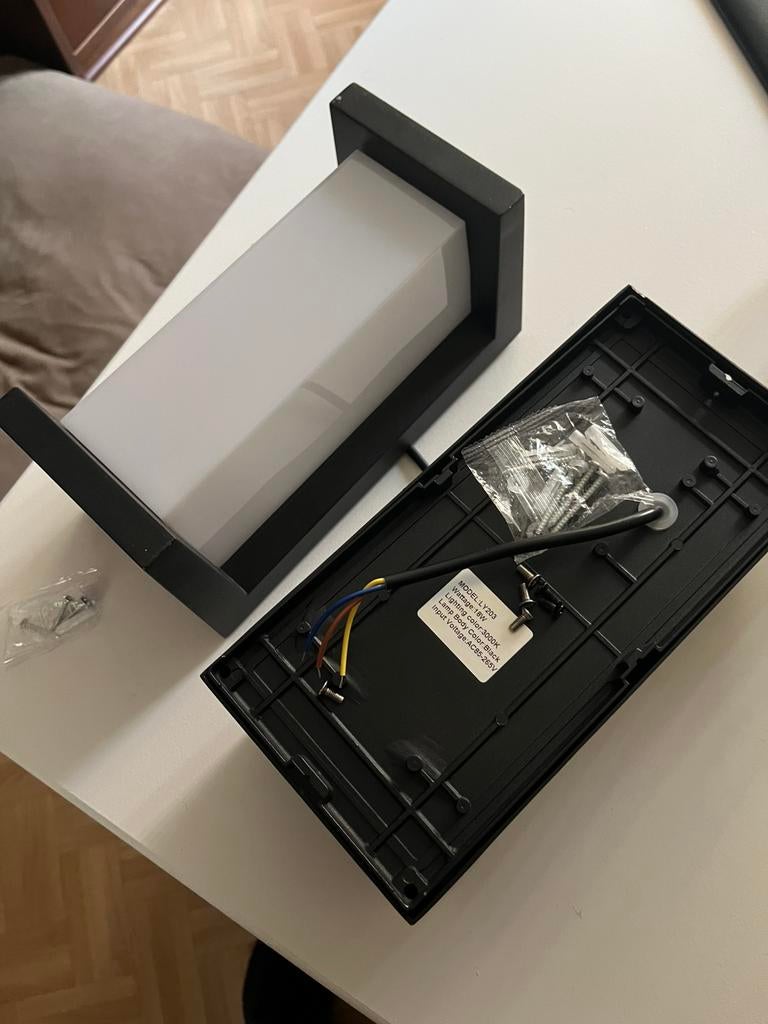 Twee ledlampen, Enlèvement ou Envoi, Neuf, Appliques murales, LED