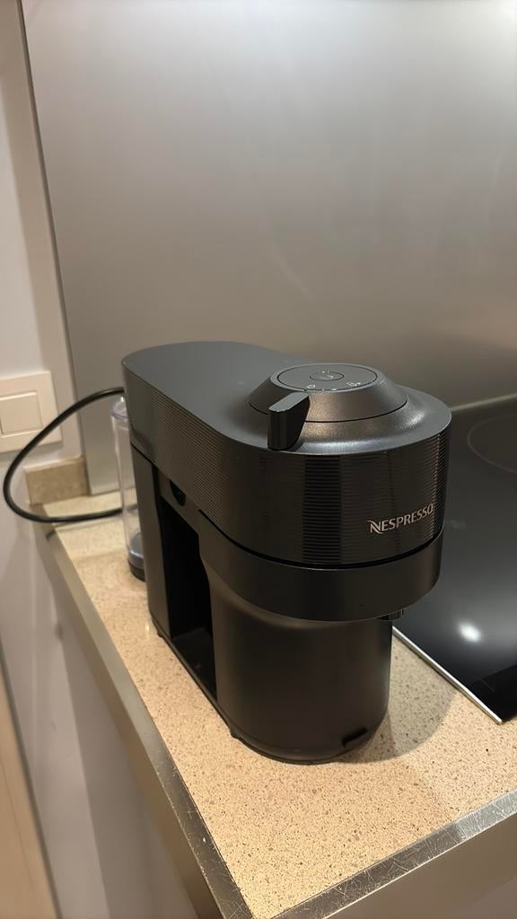 Nespresso Vertuo koffietoestel zo goed als nieuw, Ophalen, Zo goed als nieuw