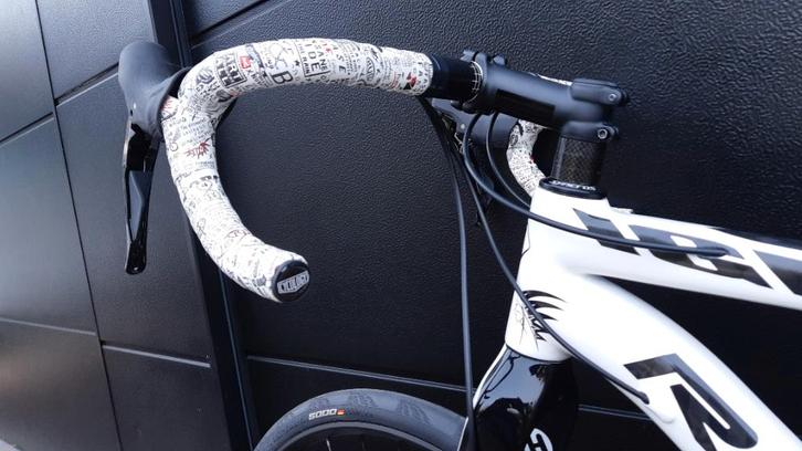 Nouveau vélo gravier de course cyclo cross carbon Ridley, Vélos & Vélomoteurs, Vélos | Vélos de course, Neuf, Hommes, Autres marques