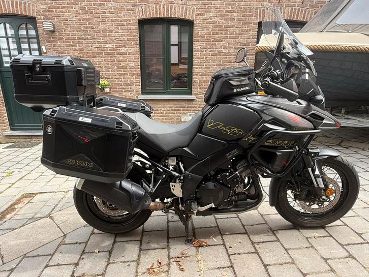 Suzuki V-strom dl1000 black edition, Motoren, Motoren | Suzuki, Particulier, Enduro, meer dan 35 kW, 2 cilinders, Motorrijbewijs A