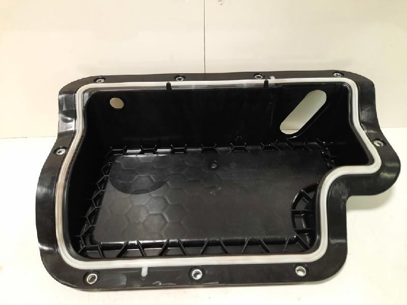 DIVERS Accu afdekkap Cupra Leon (KLCB) (|5Q0915435D|), Utilisé, Seat