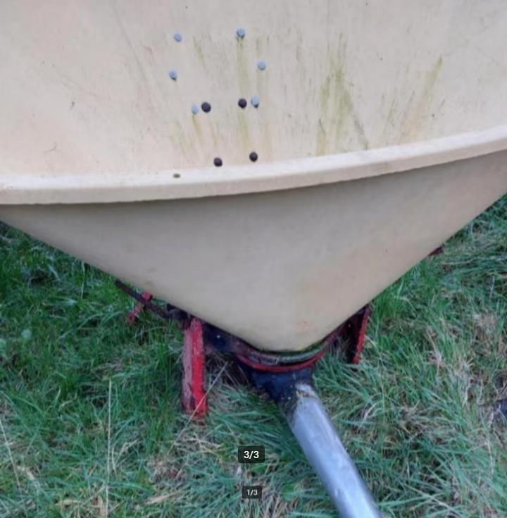 vicon vettestrooier strela hooikeerder pottenmaaier, Articles professionnels, Agriculture | Outils, Enlèvement