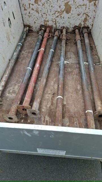 7 schoren = 50 euro, Doe-het-zelf en Bouw, Gereedschap | Handgereedschap, Ophalen