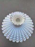 Brocante schaal op voet glas iriserend schelpen, Enlèvement ou Envoi