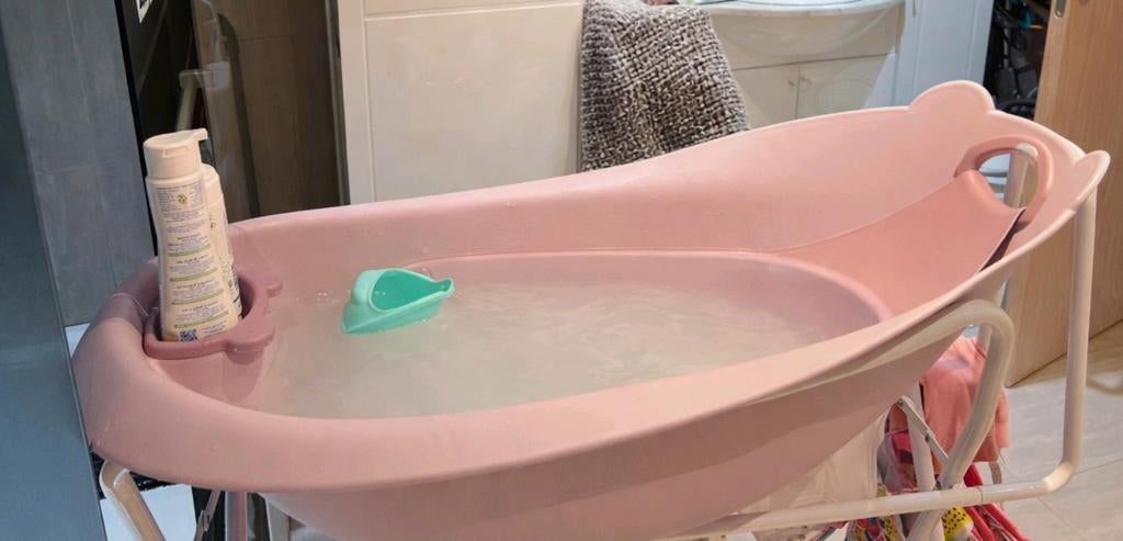 Babybadje Bear van Bo Jungle pink pastel mét extra's, Enfants & Bébés, Jouets | Extérieur | Jouets en vrac, Enlèvement