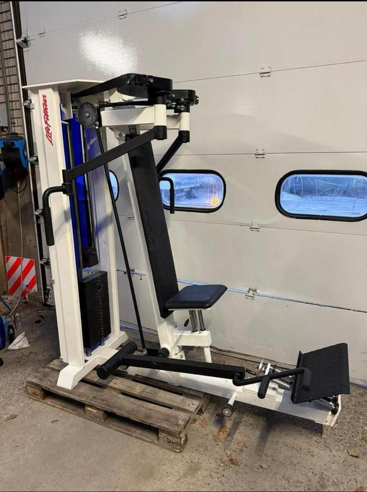 Gym 80 pec fly / fly machine / butterfly / butter fly, Sport en Fitness, Fitnessmaterialen, Gebruikt, Overige typen, Armen, Benen