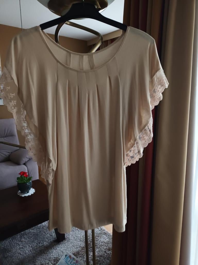 blouse  d'été fluide l, Vêtements | Femmes, Blouses & Tuniques, Enlèvement ou Envoi, Taille 42/44 (L), Beige