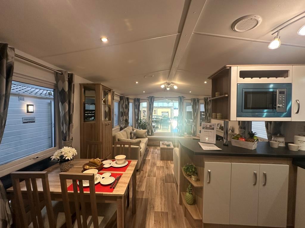 EN STOCK ! ! ! MULBERRY NEO LUXUEUX 4 SAISONS 1100x400/2, Caravanes & Camping, Caravanes résidentielles, Jusqu'à 6