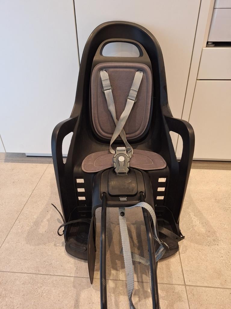 Fietszitje polisport, Enlèvement