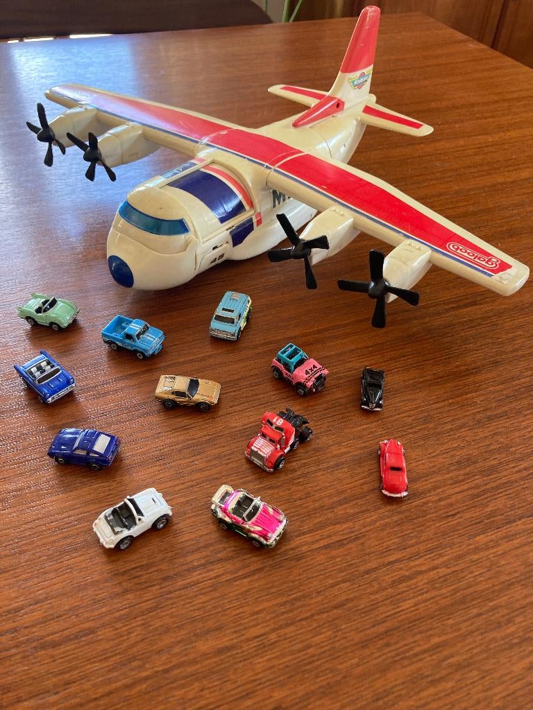 Set Micro Machines (Galoob) - vliegtuig + auto's, Verzamelen, Ophalen of Verzenden, Gebruikt