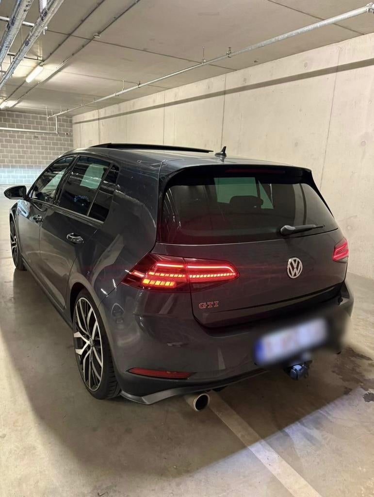 Volkswagen Golf 7.5 gti PERFORMANCE, Autos, Achat, Automatique, Jantes en alliage léger, Golf