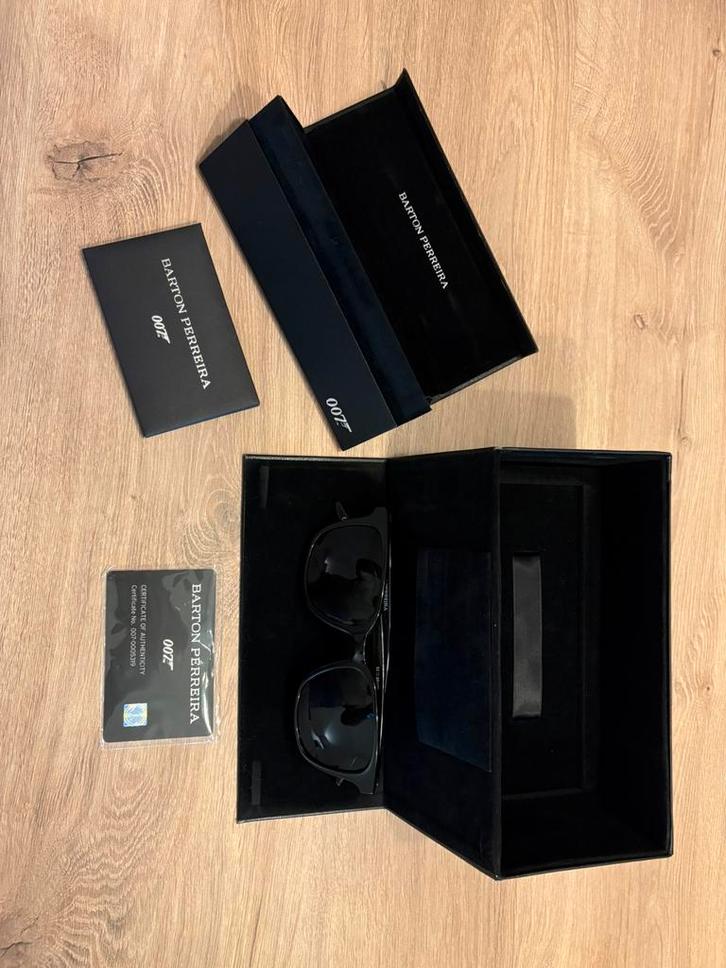 Lunettes James Bond No Time To Die – Édition limitée, Bijoux, Sacs & Beauté, Lunettes de Soleil & Lunettes | Hommes, Neuf, Lunettes de soleil