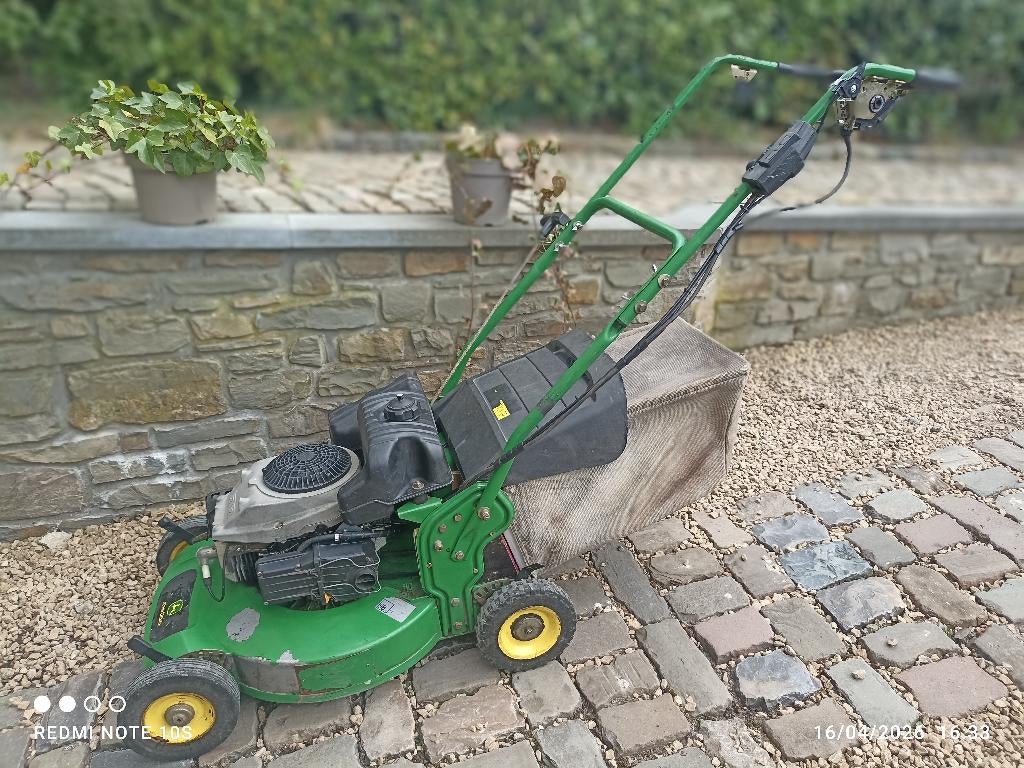 Tondeuse débroussailleuse, Jardin & Terrasse, Sac de ramassage, Utilisé, Autre, Enlèvement