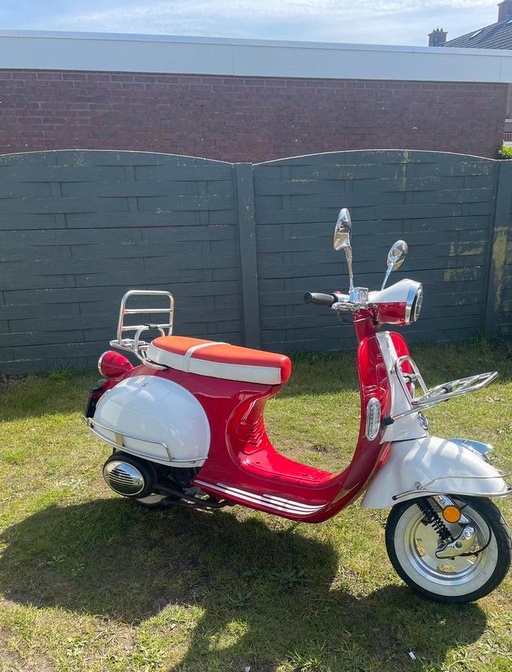 MERK ZNEN MODEL VESPA LXV, Fietsen en Brommers, Scooters | Vespa, Gebruikt, Vespa LXV, Klasse B (45 km/u), Benzine, Ophalen