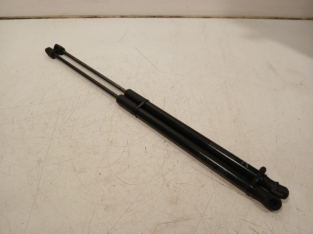 Gasdrukveerset achter Suzuki Swift, Onderdelen@venauto.nl, Van der Ven Autorecycling B.V., Gebruikt, Ettenseweg 76, 4706 PB Roosendaal, The Netherlands