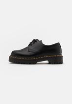 Dr. Martens - sportieve veterschoen - black smooth, Zwart, Ophalen of Verzenden, Zo goed als nieuw, Veterschoenen