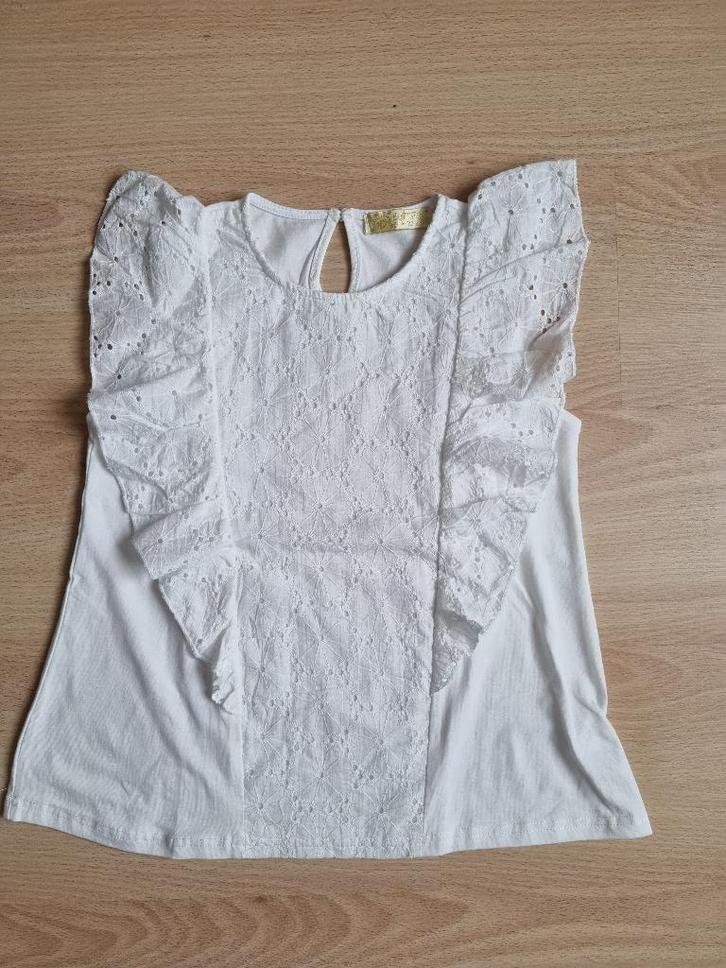 T-shirt blanc avec fantaisie en «dentelle» - taille 140, Enfants & Bébés, Vêtements enfant | Taille 140, Utilisé, Fille, Chemise ou À manches longues