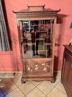 Meuble vitrine attribué a Gabriel Viardot, Enlèvement