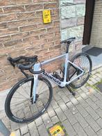 Racefiets Bianchi aria e-bike disc full carbone comme neuf, Vélos & Vélomoteurs, Vélos | Vélos de course, Enlèvement, Carbone