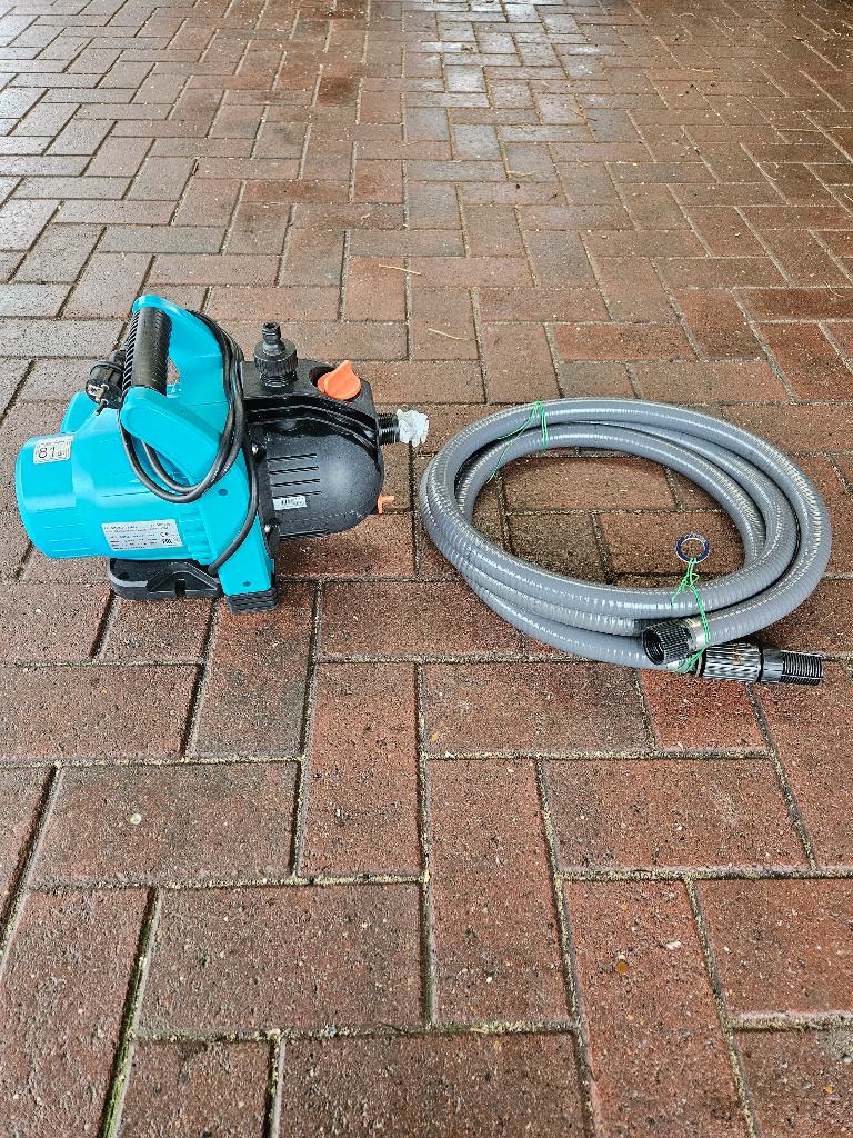 Gardena waterpomp 3000/4 met alle toebehoren, Tuin en Terras, Ophalen, Zo goed als nieuw, Elektrisch, Beregeningspomp