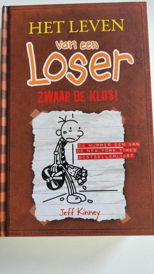 Het leven van een loser - Zwaar de klos ! - Jeff Kiney, Boeken, Kinderboeken | Jeugd | 10 tot 12 jaar, Gelezen, Ophalen of Verzenden