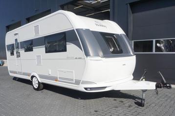 Nieuwe 6pers.Hobby met frans bed, stapelbed, rondzit beschikbaar voor biedingen