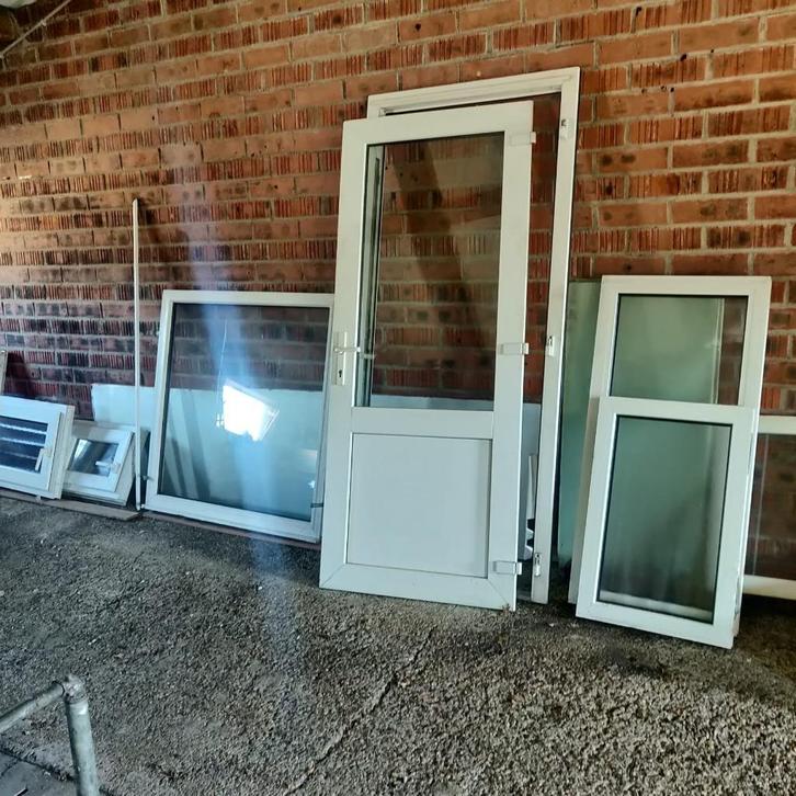 pvc deur en ramen, Doe-het-zelf en Bouw, Transportwagens, Gebruikt, Transportkar, Ophalen of Verzenden