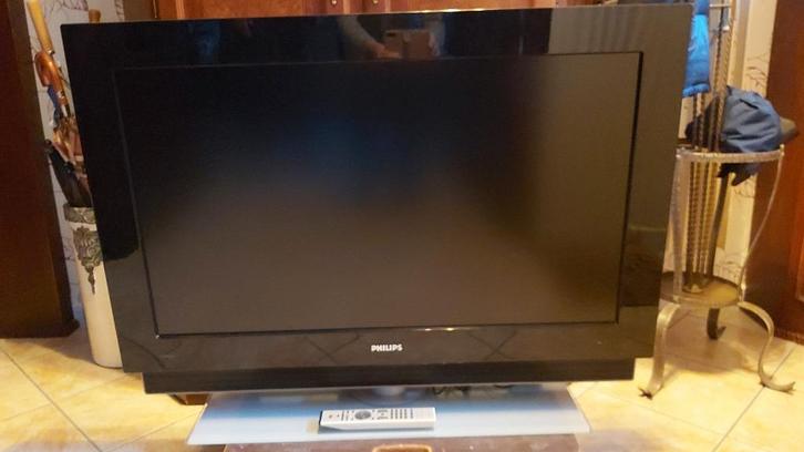 Televisie Philips met Ambilight, Audio, Tv en Foto, Televisies, Gebruikt, LCD, 100 cm of meer, HD Ready (720p), Philips, Ophalen