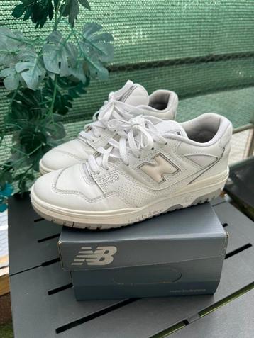 New Balance 550 beschikbaar voor biedingen