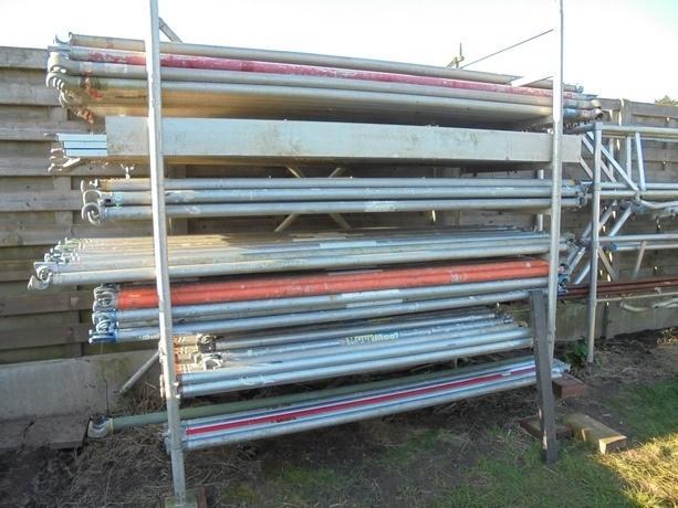 Pièces 25€ Également échafaudages et chariots d'échafaudage, Bricolage & Construction, Échafaudages, Comme neuf, 5 mètres de hauteur ou plus