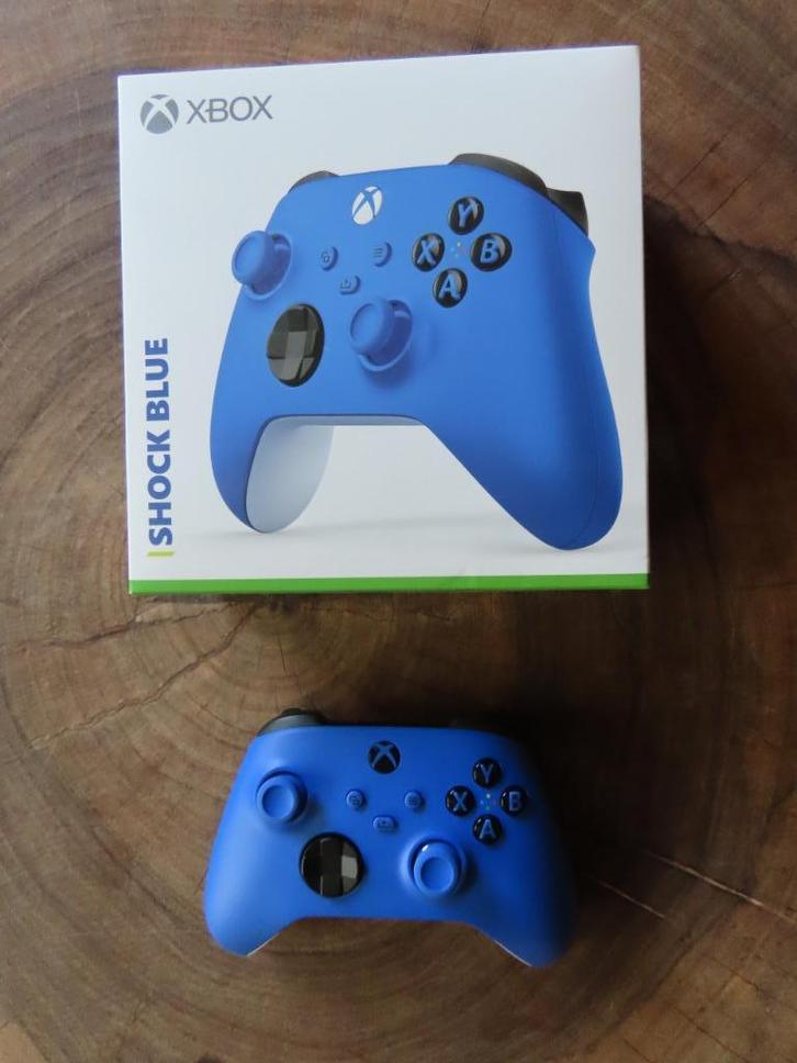 Xbox Draadloze Controller - Blauw - Xbox, PC, Cloud Gaming, Games en Spelcomputers, Spelcomputers | Xbox | Accessoires, Zo goed als nieuw