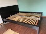 donkerbruin bed Ikea 160x200, Huis en Inrichting, Slaapkamer | Bedden, Ophalen, Gebruikt, Bruin, Tweepersoons